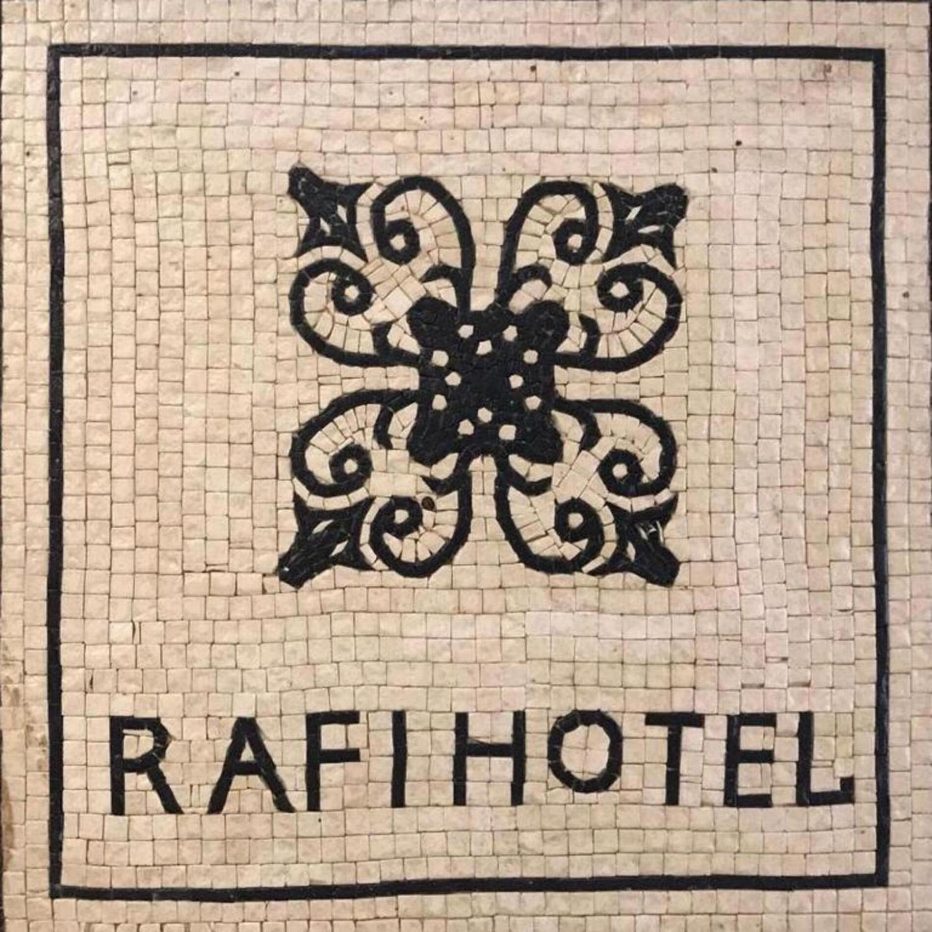 Rafi Hotel Amman Bagian luar foto