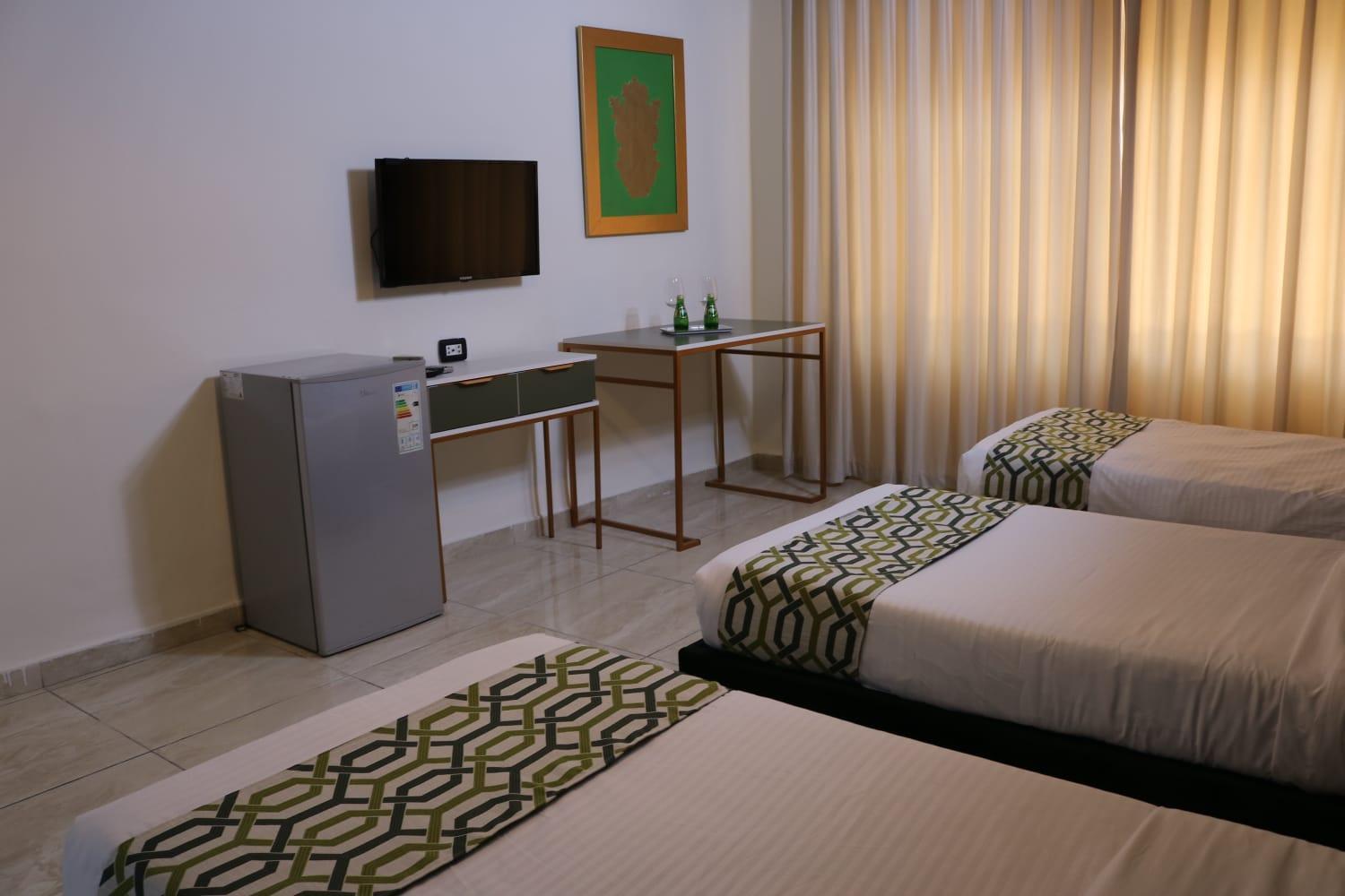 Rafi Hotel Amman Bagian luar foto